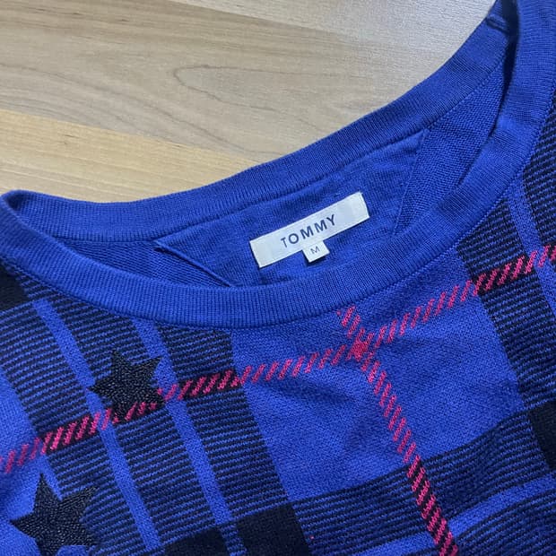 타미힐피거 니트