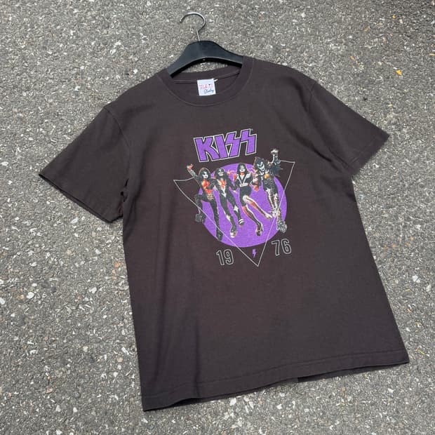 KISS – 1976 Graphic T-Shirt