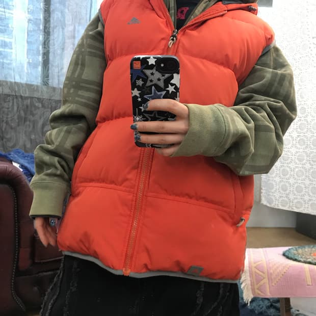 아디다스 덕다운 후드 패딩조끼 