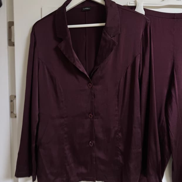 [LA PERLA] 라펠라 버건디 상하의 파자마 잠옷 세트