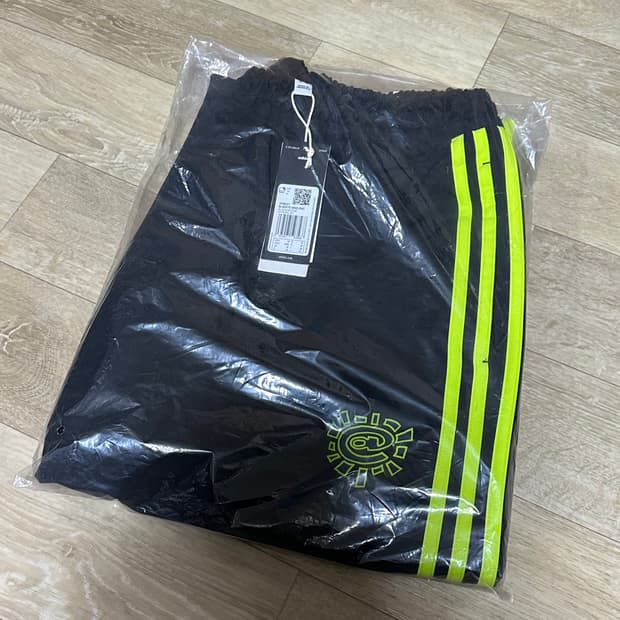 올웨이즈 x 아디다스 팬츠