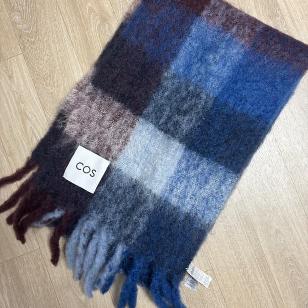 코스 블루 울 머플러 판매