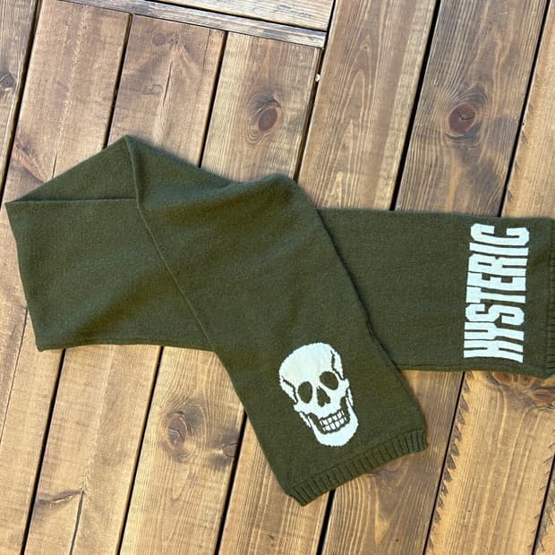 히스테릭글래머 카키 머플러