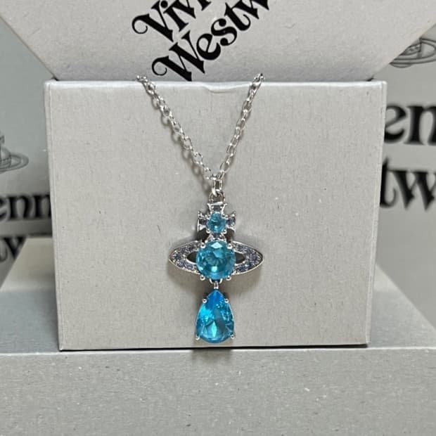 비비안웨스트우드 아카이브 블루 크리스탈 드롭 팬던트 목걸이