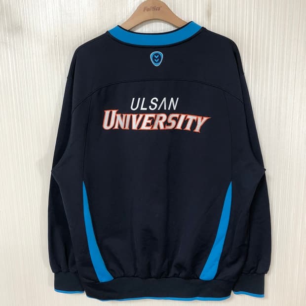 험멜(hummel) 울산대학교 축구부 스웨트탑 3XL