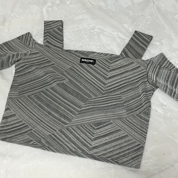 미스치프 오프숄더