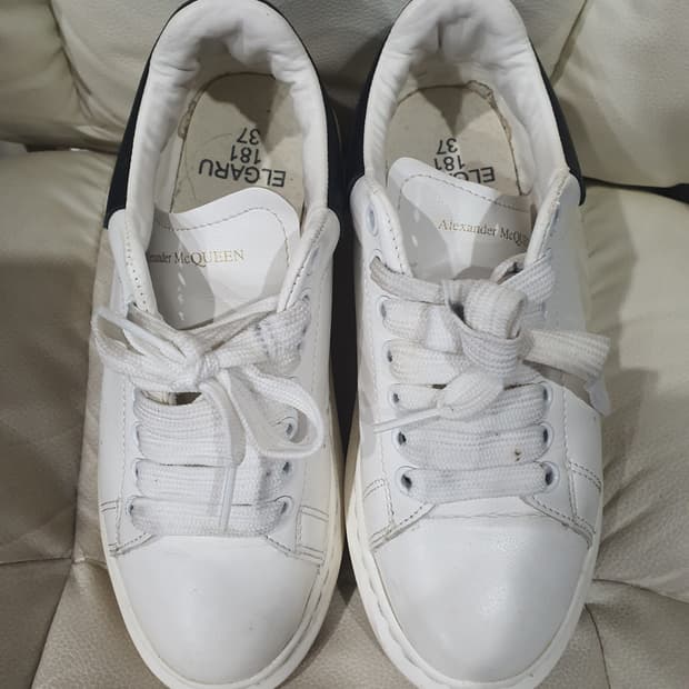 알렉산더 맥퀸 오버솔 스니커즈(정품)