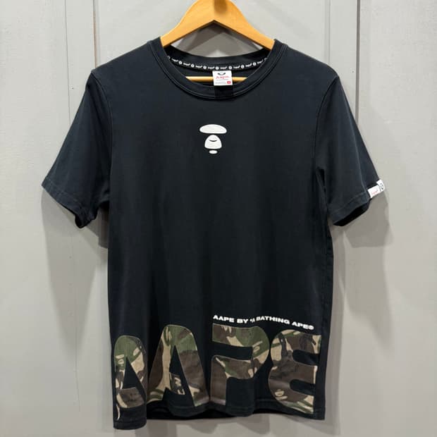 M Aape 베이프 에이프 카모 레터링 반팔 티셔츠
