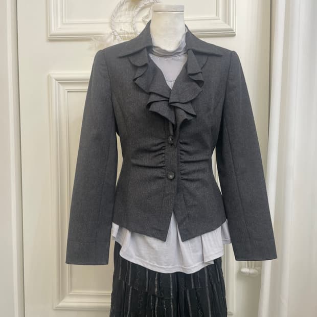dark gray wool shirring ruffle jacket