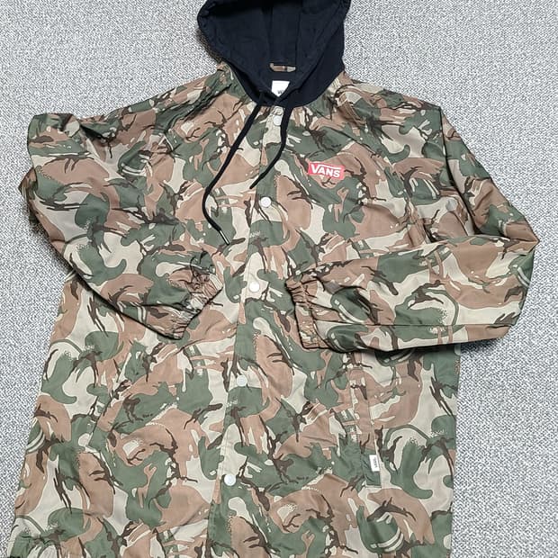 반스 카모플라쥬 후드 코치자켓 M
