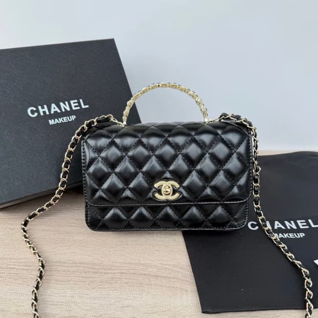 샤넬 뷰티 펄 진주 탑핸들 체인 크로스백