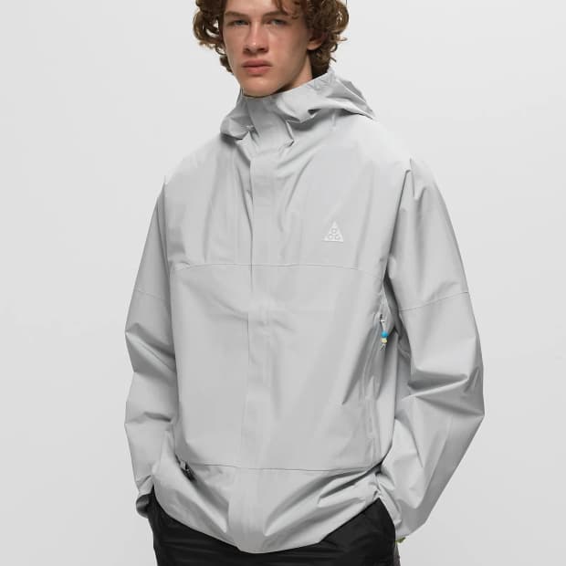 나이키 ACG 스톰 핏 캐스케이드 레인즈 풀집 재킷