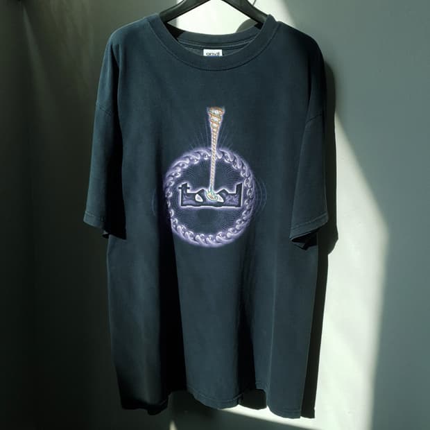 00s Anvil "TOOL" Band tees