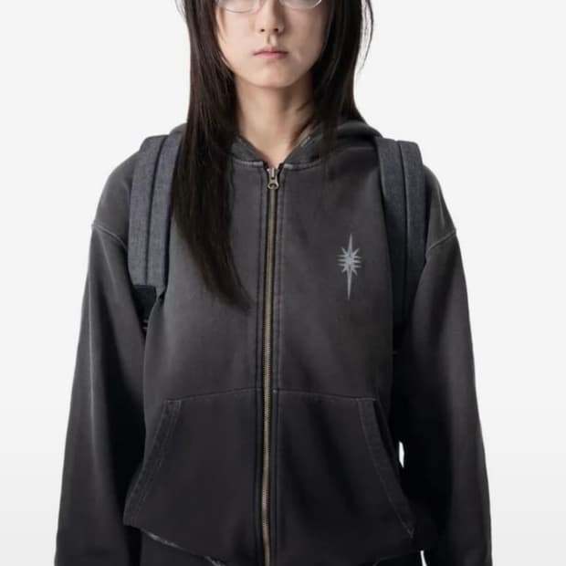 이우가마카라스 후드집업