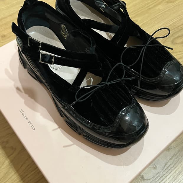 시몬로샤 발레리나스니커즈37 블랙