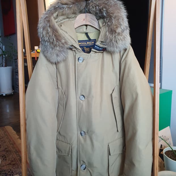울리치(Woolrich) 아크틱 파카 골드카키/베이지 남자S