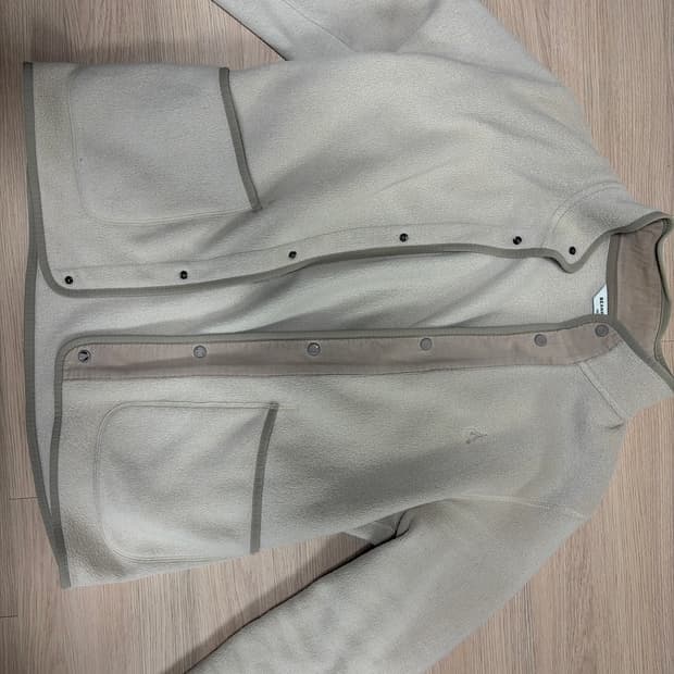 빈폴 간절기용 가디건 (100 사이즈)