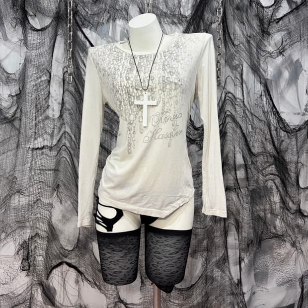 Y2K hassier chain cubic long sleeve