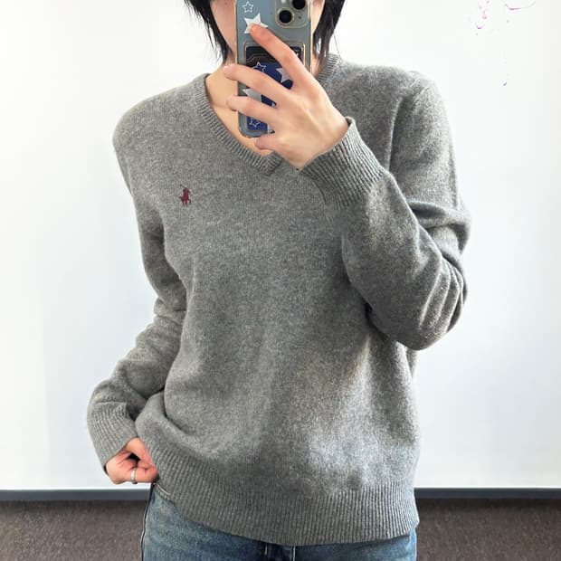 Polo 폴로 버건디포니 그레이 브이넥 니트