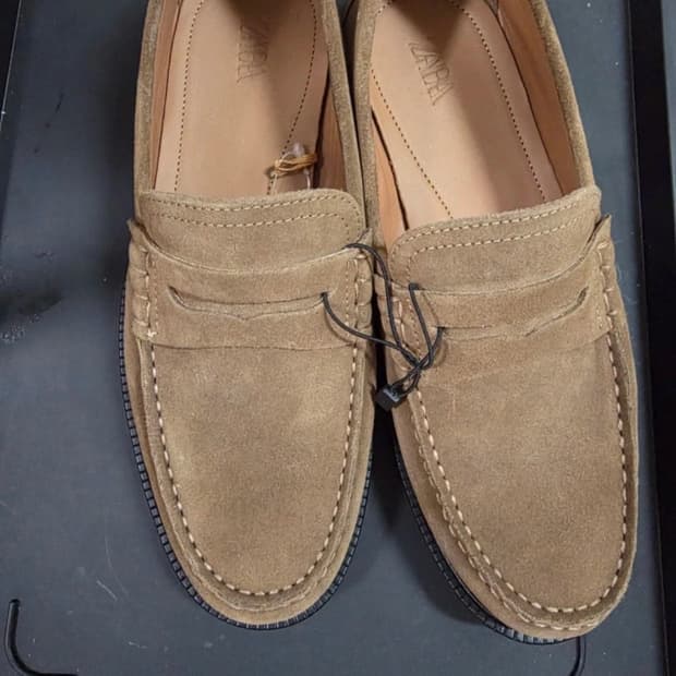 자라 스웨이드 로퍼(260)