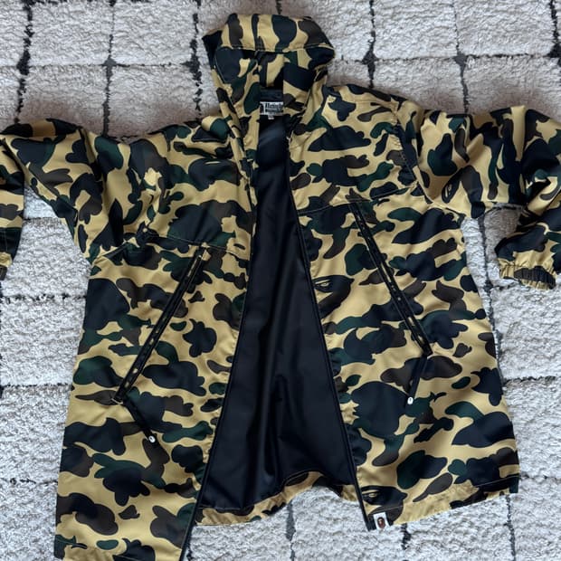 베이프 카모 바람막이 