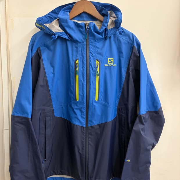 N194. 살로몬 바람막이