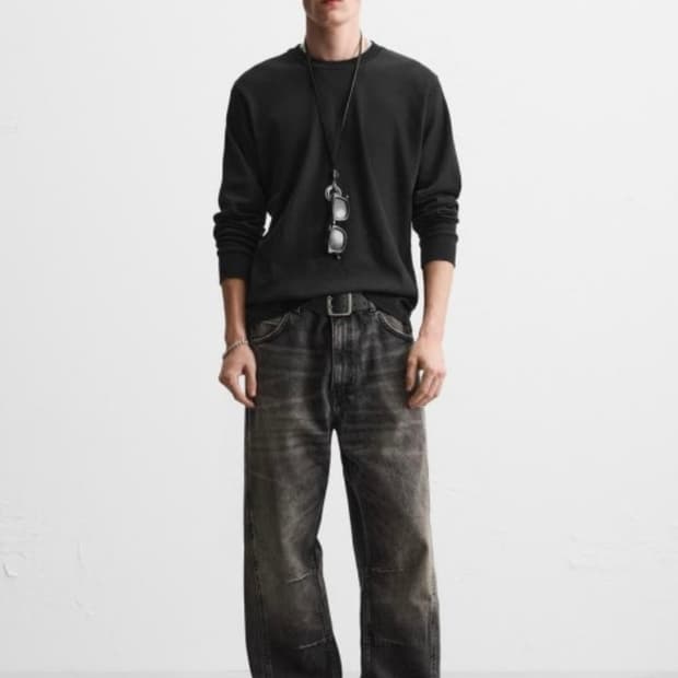 자라 배기핏 심라인 데님 32사이즈 판매합니다