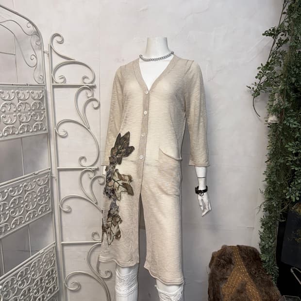 Oatmeal oriental patch long cardigan 