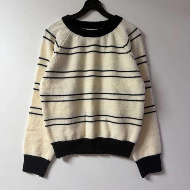 새상품 여자 단가라 니트