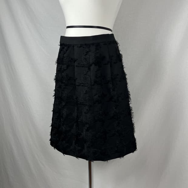 KUMIKYOKU 부클 미디 스커트 