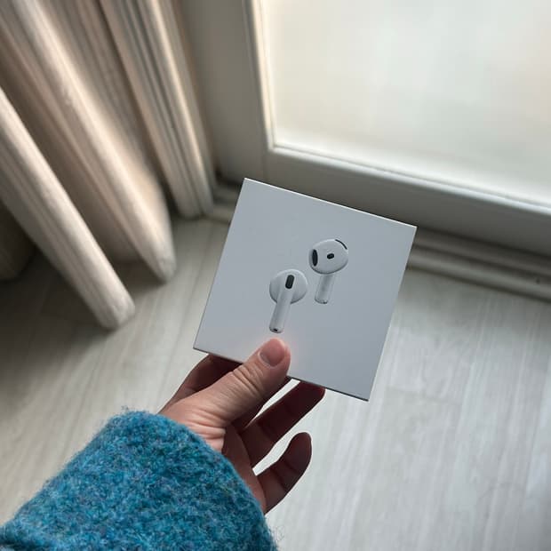 (미개봉 새상품) 에어팟 4 노이즈 캔슬링