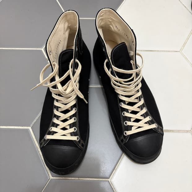 타임원클로딩 플라잉비 270사이즈 민트급