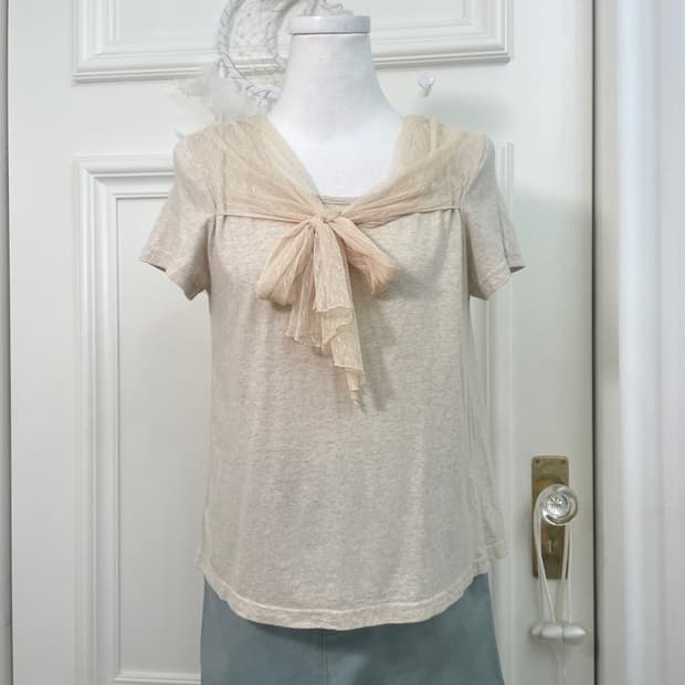 oatmeal dot lace bow point back shirring