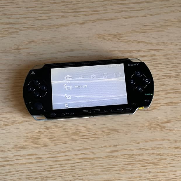 소니 PSP-1000 포터블 게이밍 콘솔