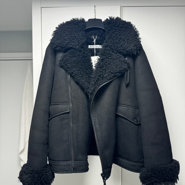 [52] 아크네 스튜디오 가죽 시어링 스웨이드 무스탕 자켓 블랙