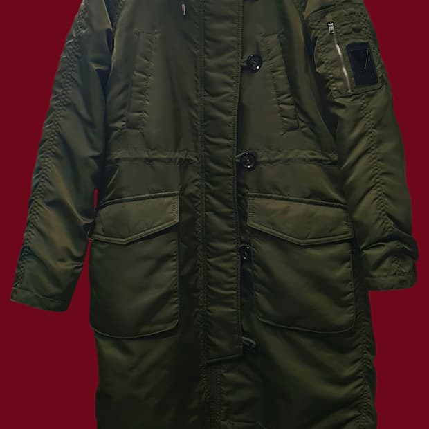 게스(GUESS) 여성 롱패딩 XS