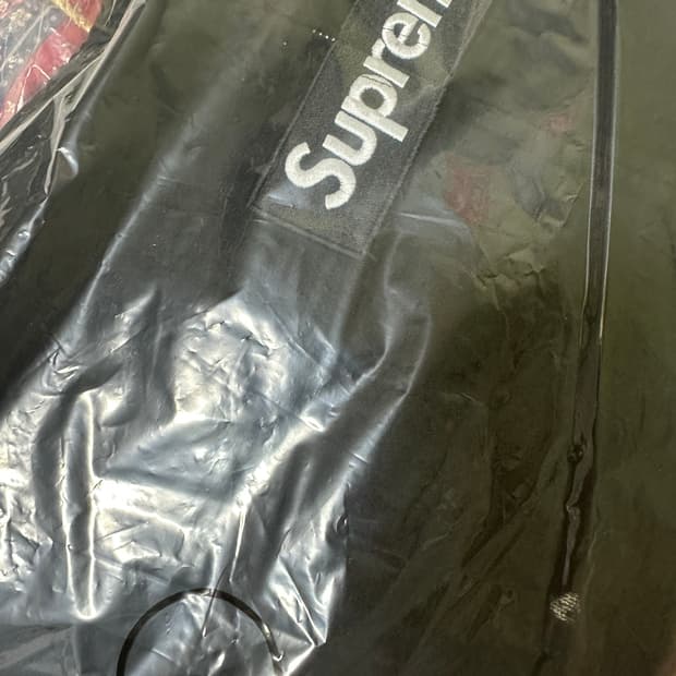 슈프림 마르지엘라 박스로고 후드 집업 블랙