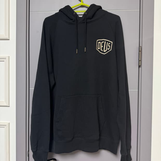 데우스 엑스 마키나 서울 후드티 XL 블랙 민트급