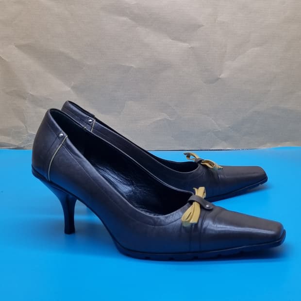 프라다 여성구두235 굽7