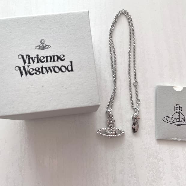 비비안웨스트우드 목걸이
