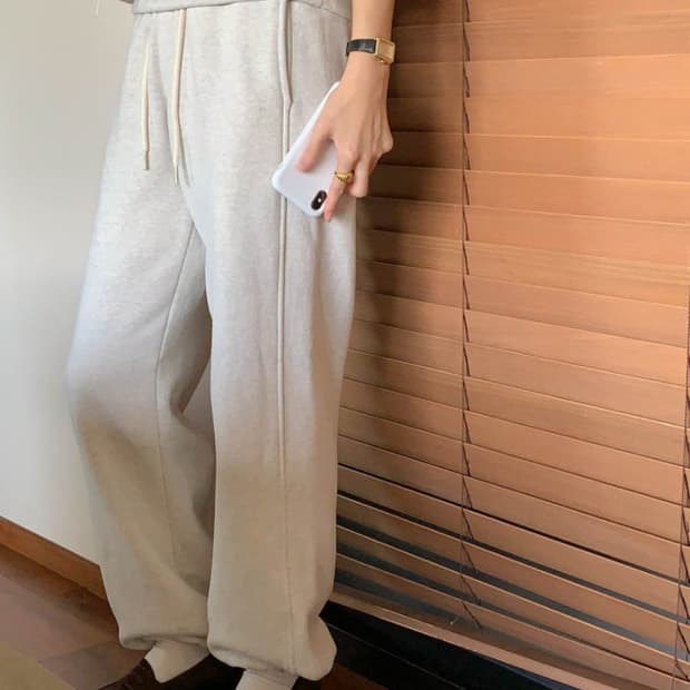 아잉areing 기모조거팬츠 오트밀