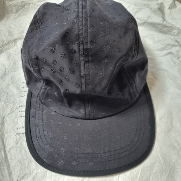 이스트로그, 언어펙티드 모자 일괄