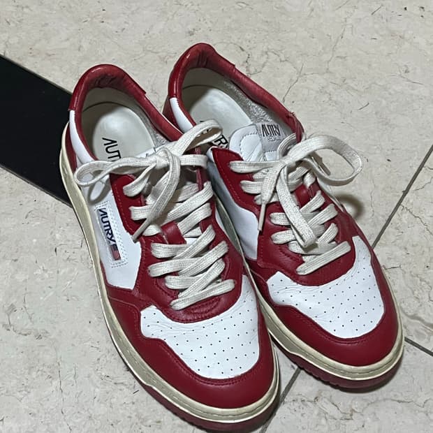 오트리 메달리스트 스니커즈