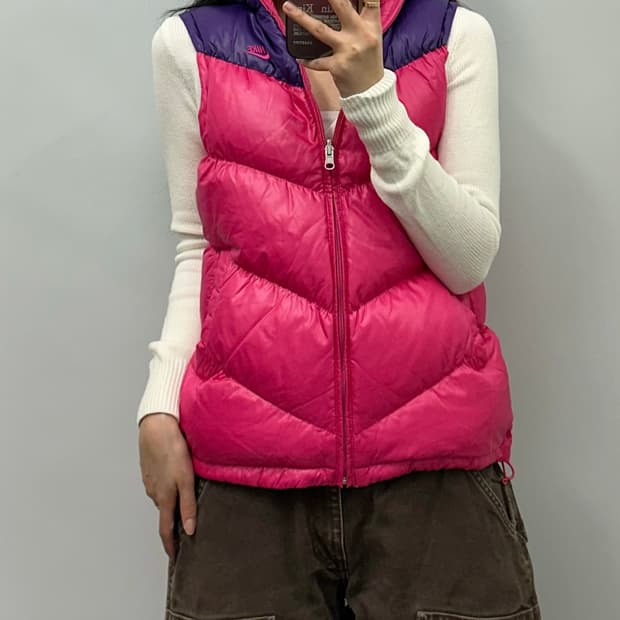 나이키 퓨추라 리버시블 핑크 조끼 패딩