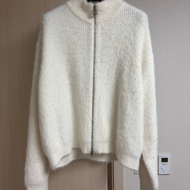 우영미 24FW 니트 집업 아이보리 50