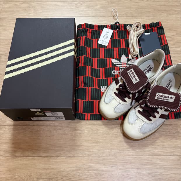 아디다스 x웨일스 보너 포니 토널 삼바 크림 화이트 280