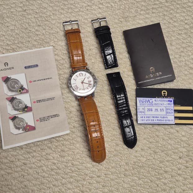 아이그너Aigner A32169WB 리나테 남녀공용 쿼츠시계
