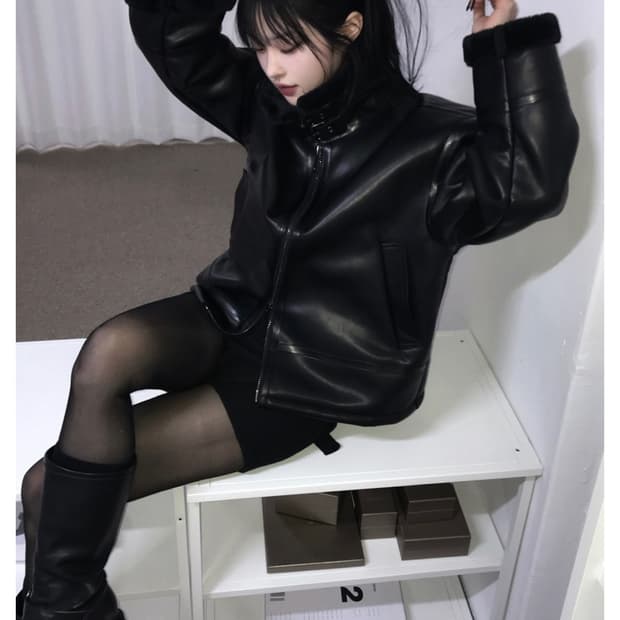 moso 노지연 무스탕 Vegan leather jacket