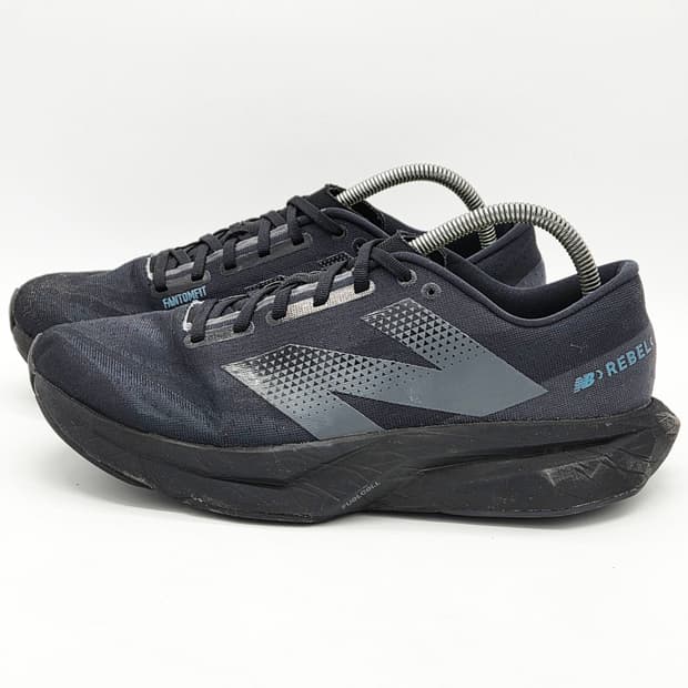  뉴발란스 퓨어셀 레벨 v4 블랙 그래픽 (285 2E) 