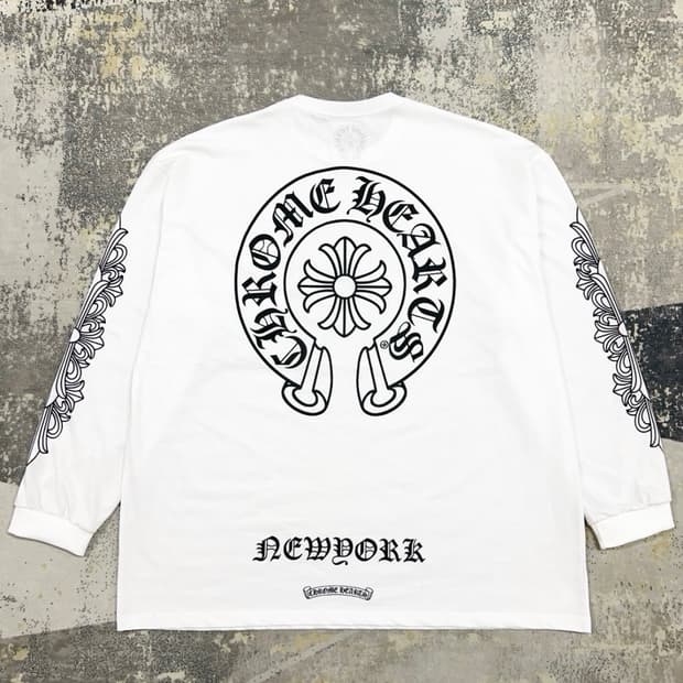 크롬하츠 롱슬리브 판매합니다ㅠ